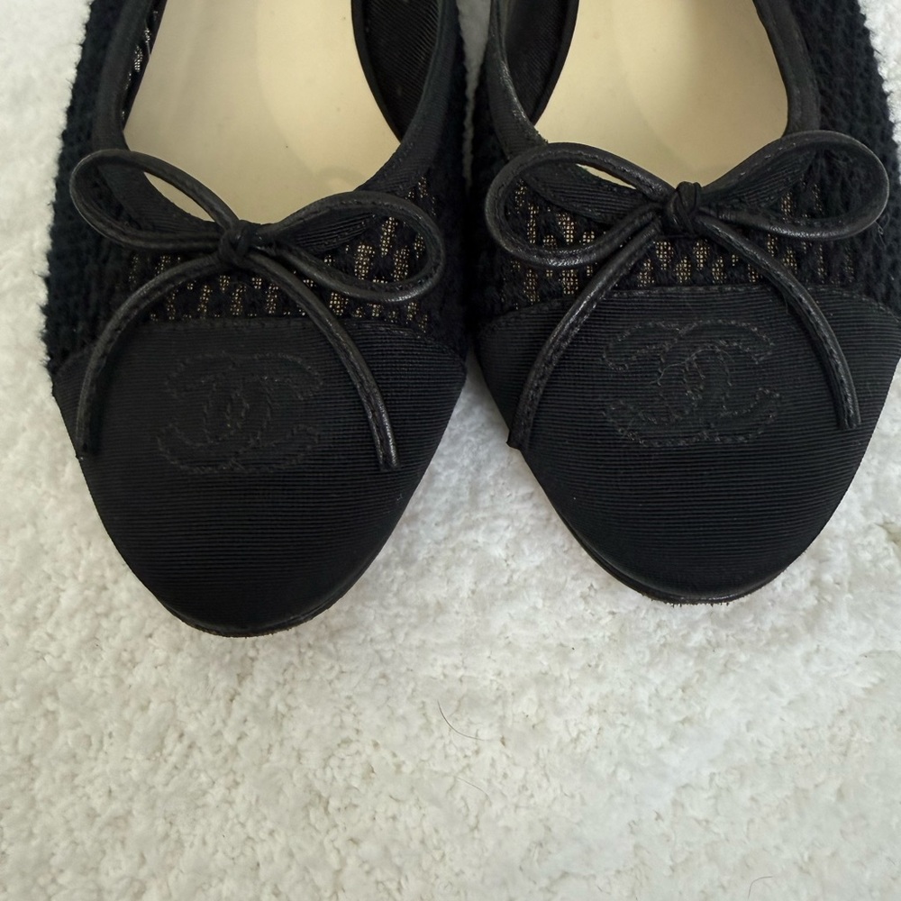 Chanel Black Ballerina Flats - Picture 5 of 8